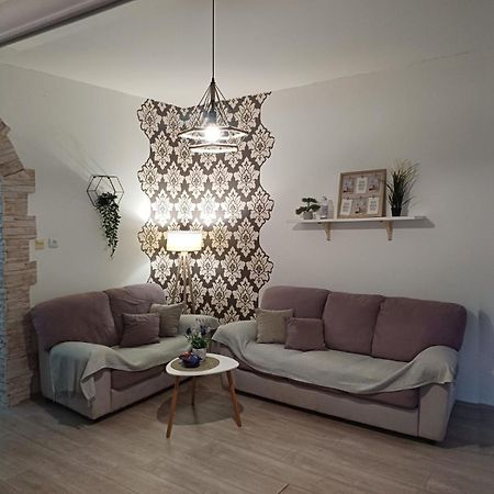 Apartment Green Free Private Parking Novi Sad Eksteriør bilde
