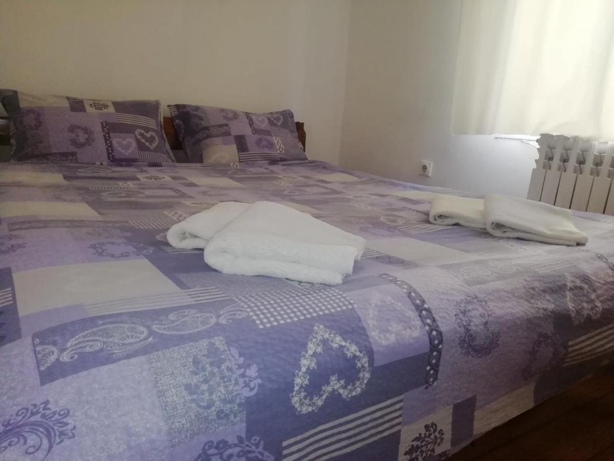 Apartment Green Free Private Parking Novi Sad Eksteriør bilde