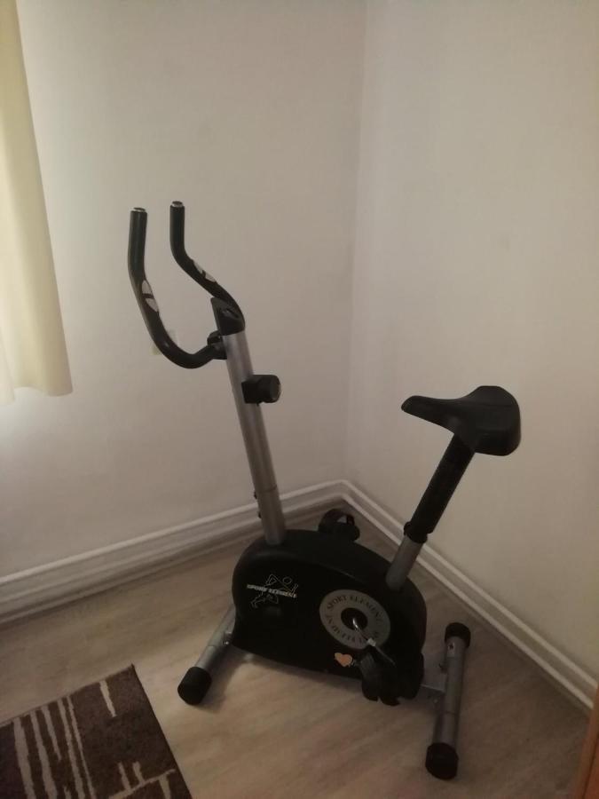 Apartment Green Free Private Parking Novi Sad Eksteriør bilde