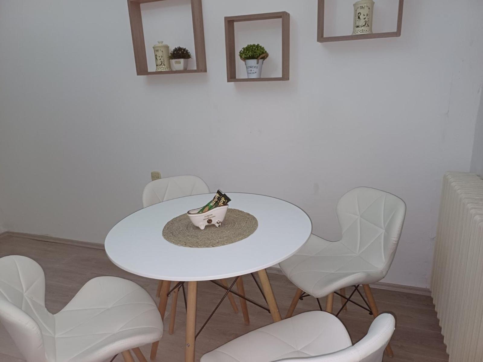 Apartment Green Free Private Parking Novi Sad Eksteriør bilde