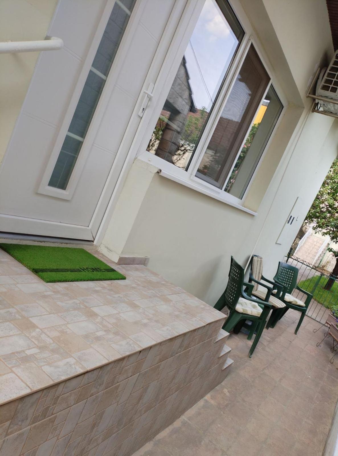 Apartment Green Free Private Parking Novi Sad Eksteriør bilde
